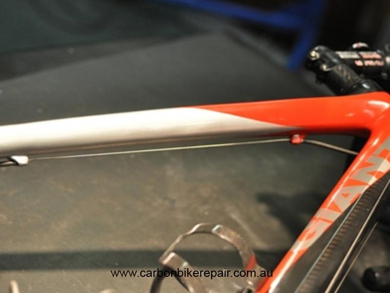 Giant Defy top tube after